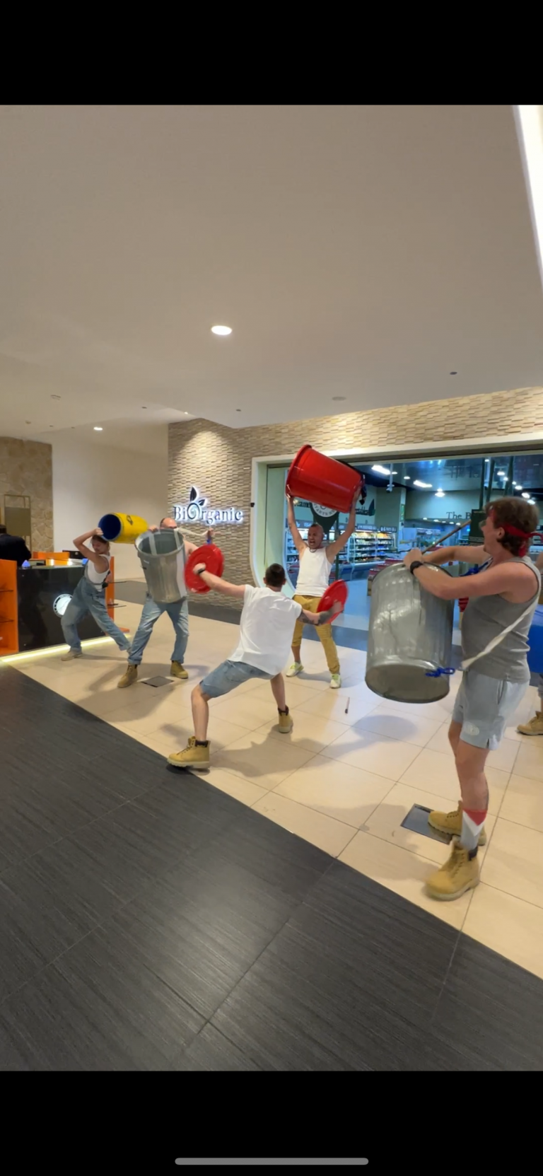 Stomp Drummers Roaming Act