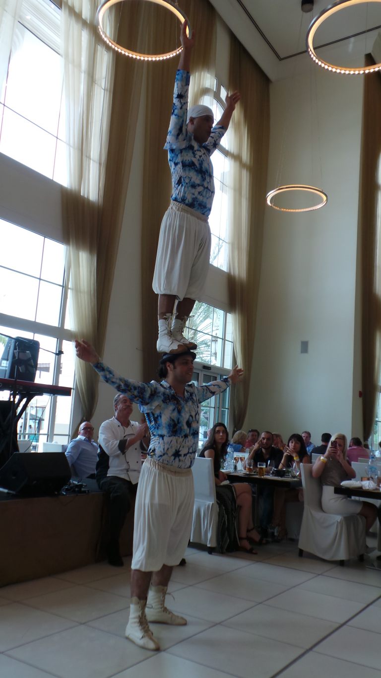 Acrobatic Balance Show